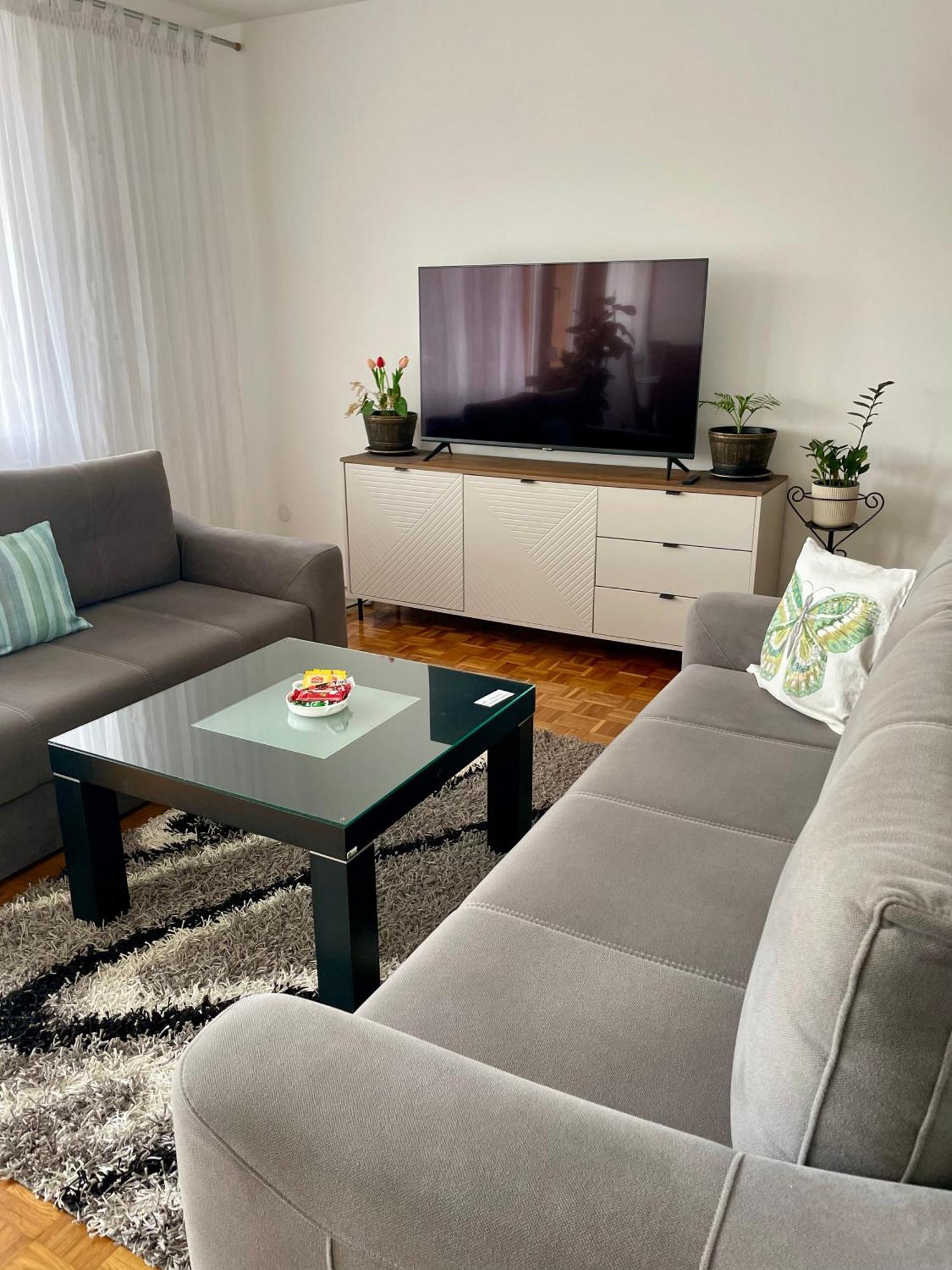 Apartman Maja Banja Luka Buitenkant foto